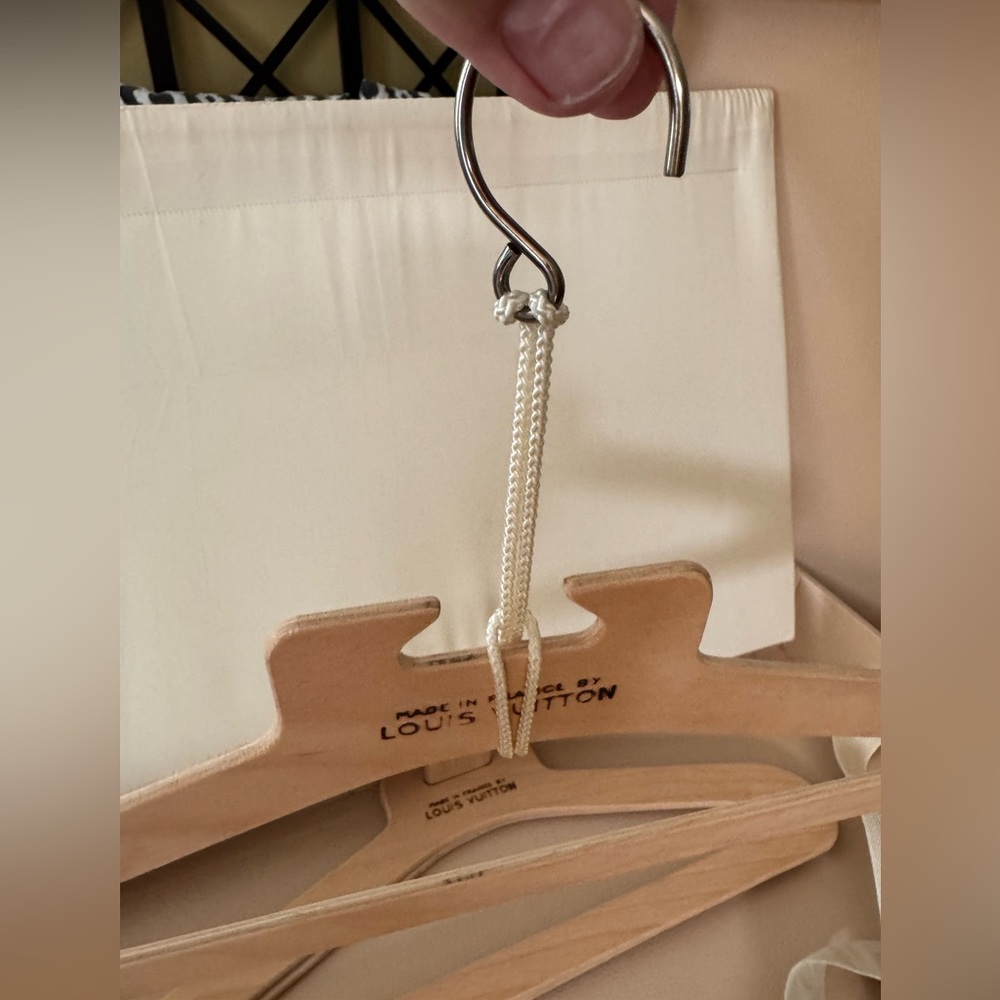 Louis Vuitton Brown and Tan Monogram Luggage - Picture 13 of 16